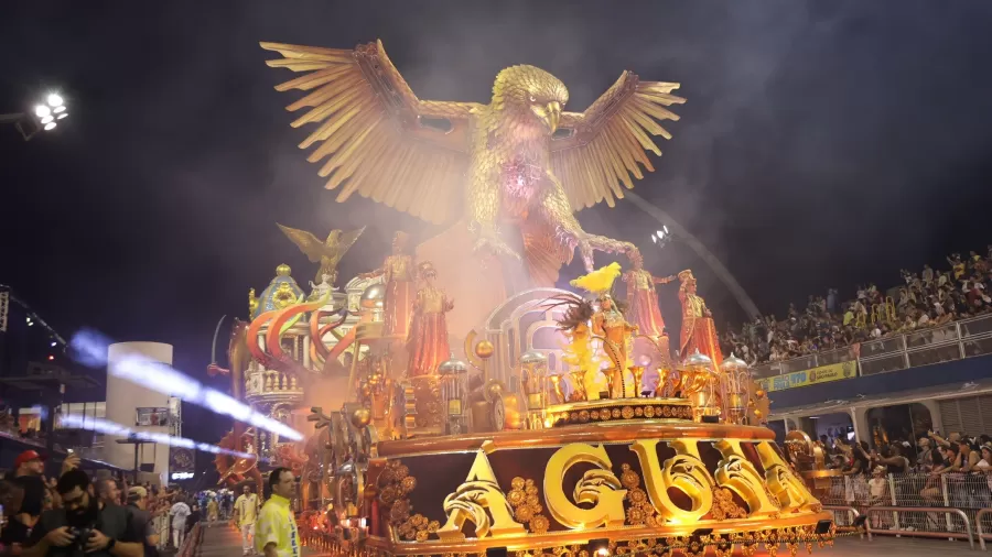 11fev2024---desfile-da-aguia-de-ouro-na-primeira-noite-de-carnaval-no-sambodromo-do-anhembi-1707634838222_v2_900x506.jpg
