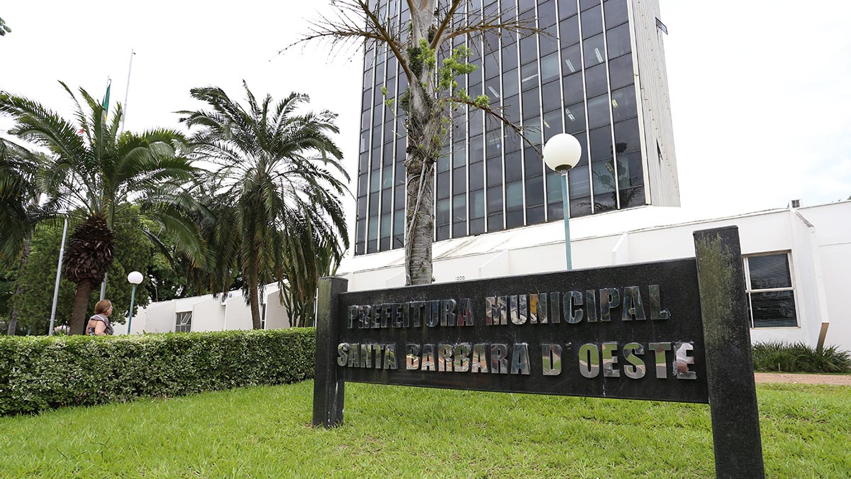Prefeitura de Santa Bárbara orienta sobre novos telefones para agendamento do transporte "porta a porta" da Saúde
