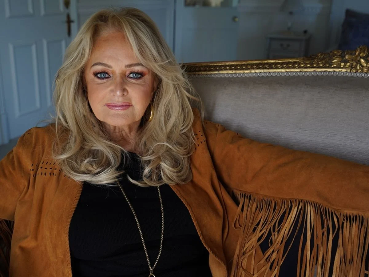 Morre Bonnie Tyler, voz de "Total Eclipse of the Heart", aos 75 anos