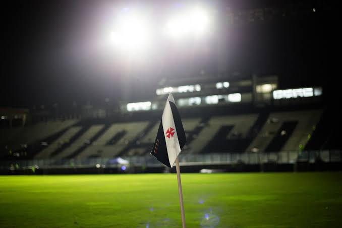 Vasco abre processo para venda de 90% da SAF e prevê investimento de R$ 500 milhões no futebol