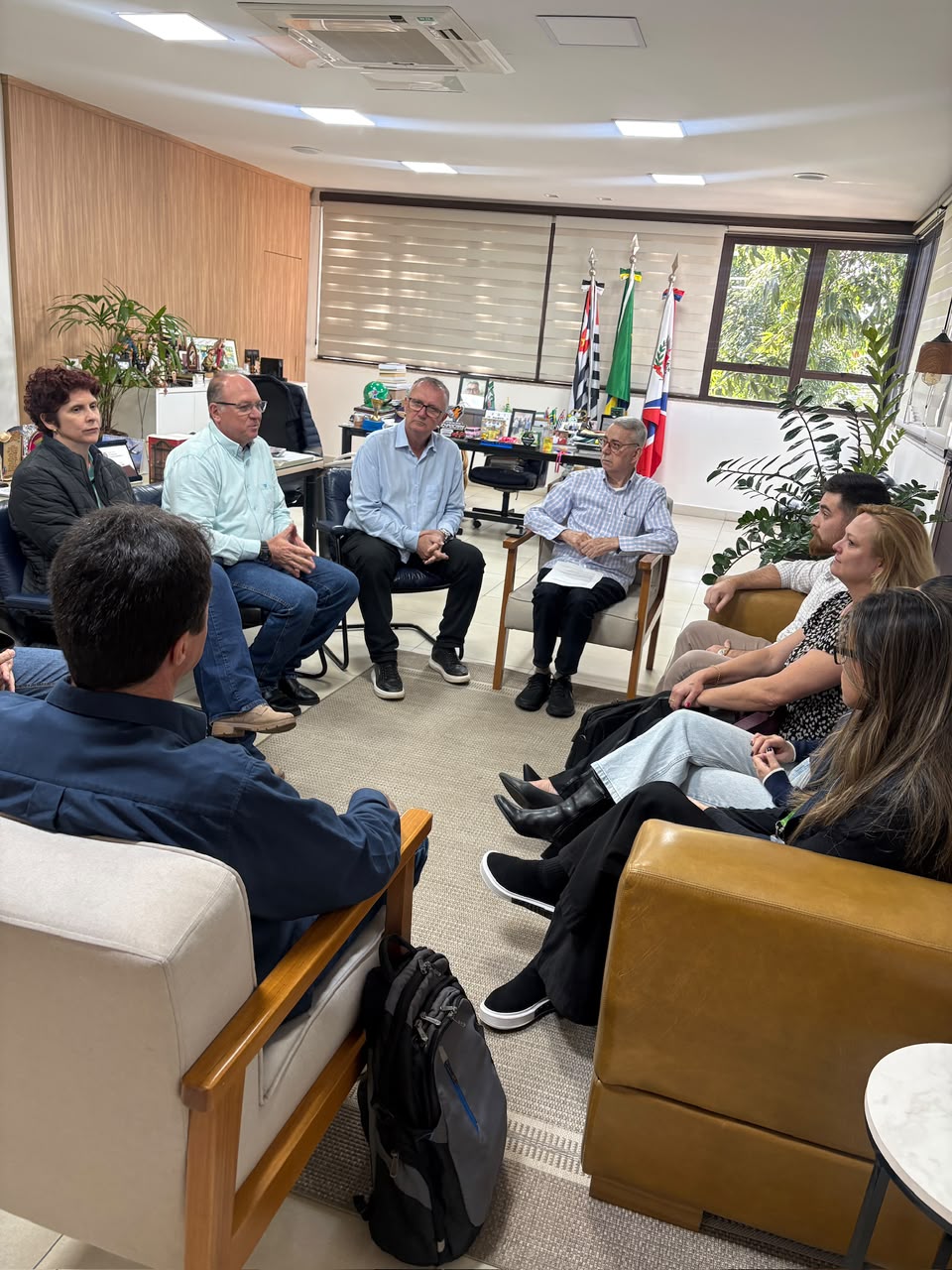 Prefeito Chico Sardelli assina ordem de serviço para instalação de mais macromedidores e válvulas redutoras de pressão