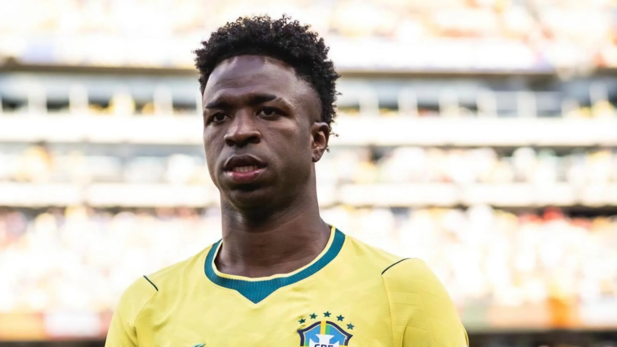 Arsenal prepara maior salário da história para contratar Vini Jr. e tirar brasileiro do Real Madrid, diz jornal