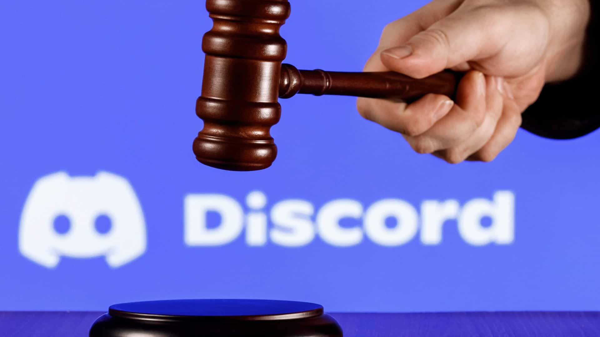 Governo determina suspensão de lives do Discord no Brasil após morte de adolescente