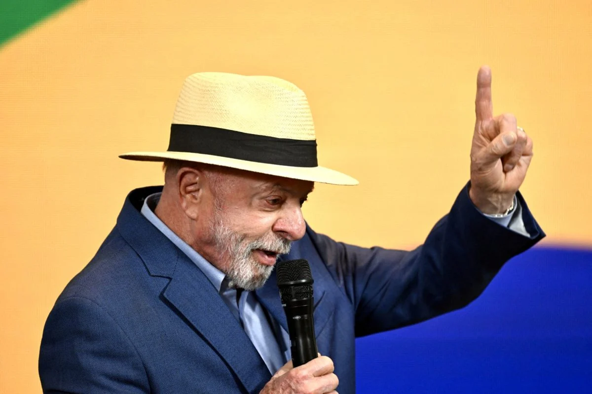 Pesquisa Quaest: Lula lidera 1º turno, mas empate com Flávio Bolsonaro no 2º turno acende alerta na eleição de 2026