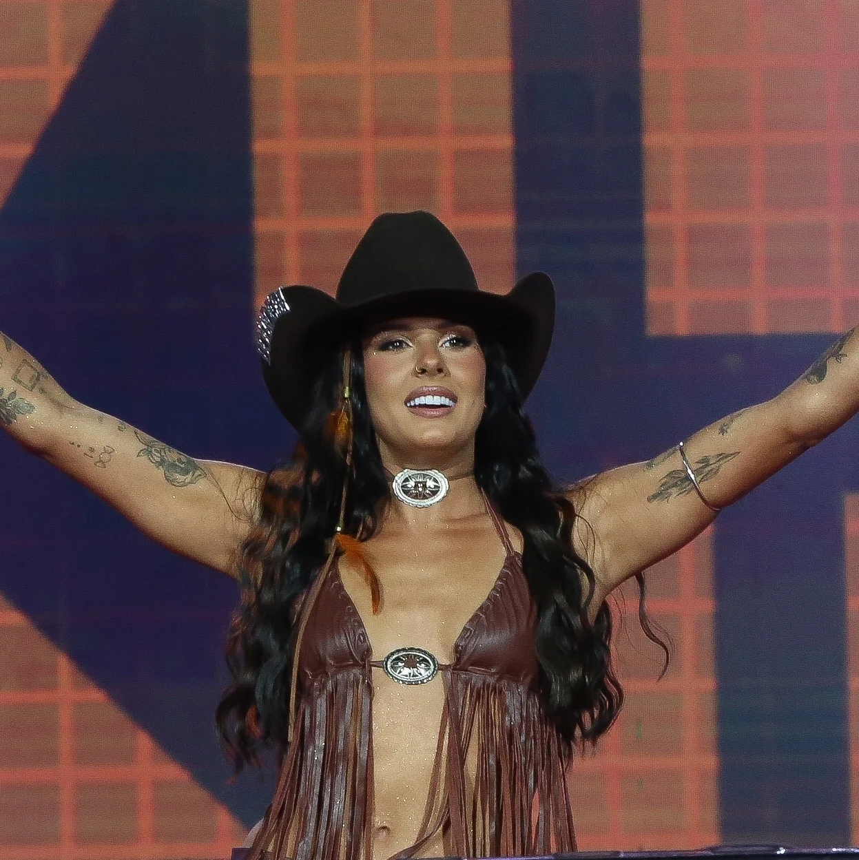 Ana Castela volta ao palco da Festa do Peão de Barretos e anota mais um capítulo de sucesso na sua história com o rodeio