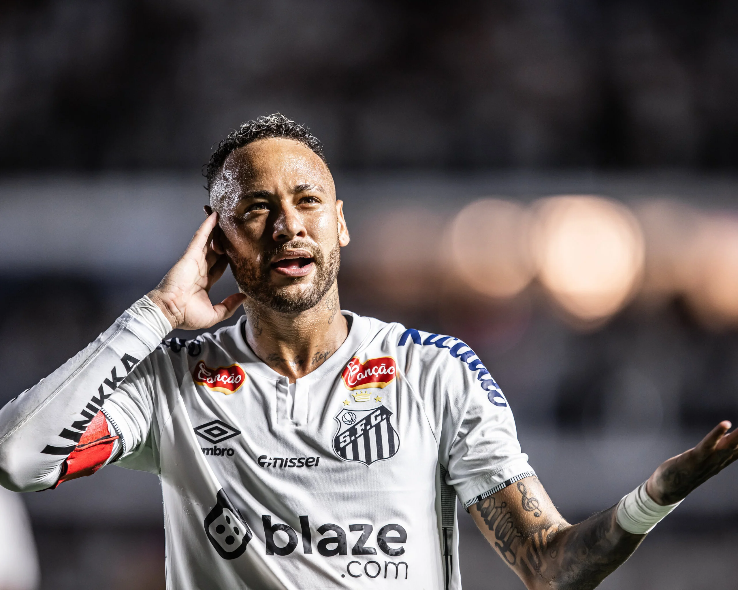 Santos fecha acordo com Neymar e parcela dívida de R$ 80 milhões em até 80 meses