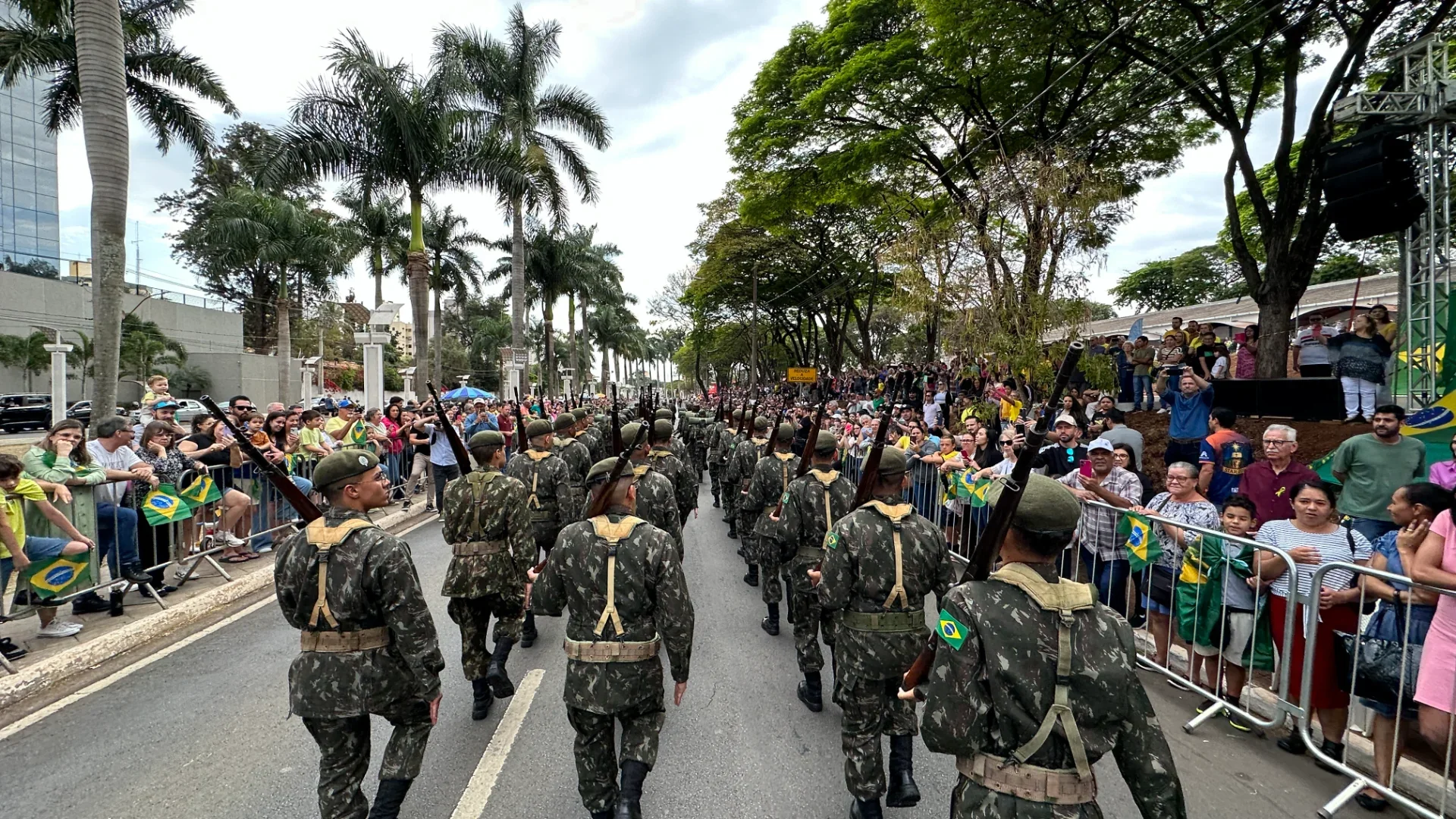 Desfile Cívico de 7 de Setembro em Americana terá mais de mil participantes na Avenida Brasil   