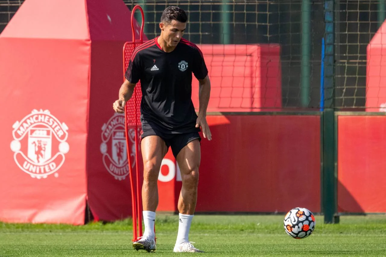 Cristiano Ronaldo abandona treino de Portugal após coletiva de Jorge Jesus antes de jogo contra a Dinamarca
