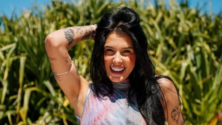 ana-castela-61520869