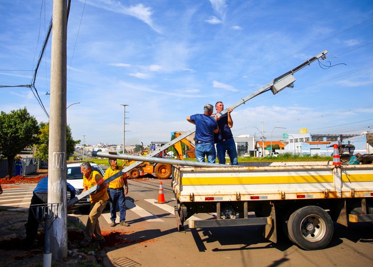semaforo av sao paulo x petroleo 10