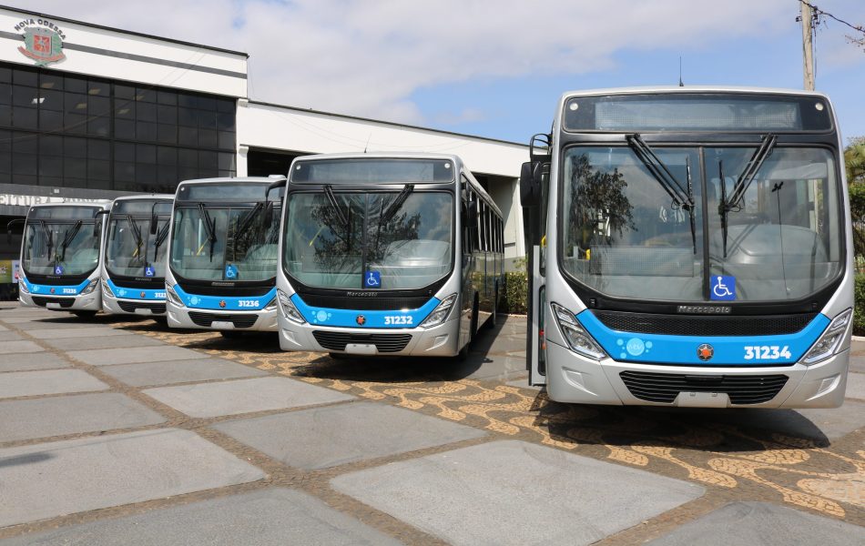 Entrega apresentação novos ônibus coletivos urbanos Transporte Coletivo Urbano PMNO 2022-08-29 (73)